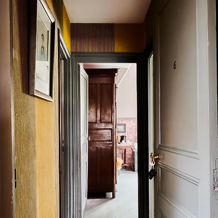 Manoir Des Lions De Bed & Breakfast