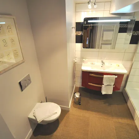 Nocleg ze śniadaniem Manoir Des Lions De 3*