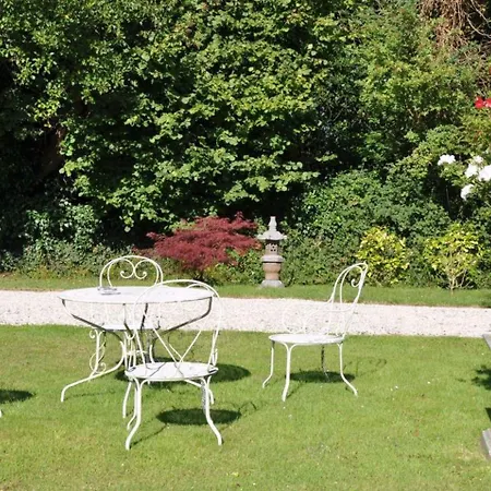 Manoir Des Lions De Nocleg ze śniadaniem Tourgeville