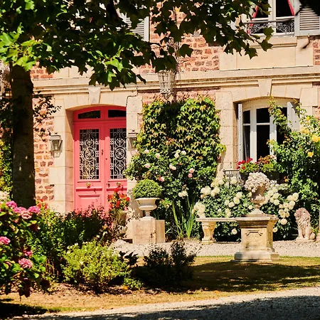 Manoir Des Lions De Bed & Breakfast 3*