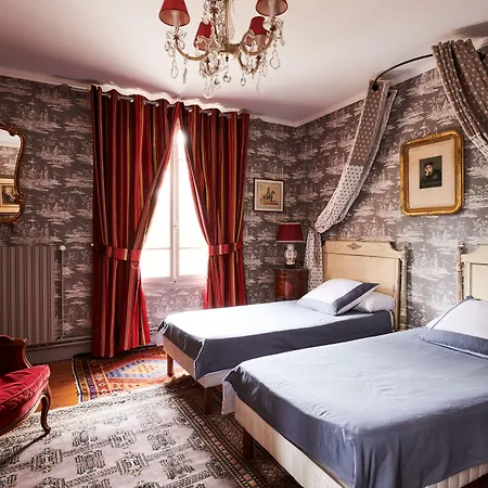 Couette-café Manoir Des Lions De 4*