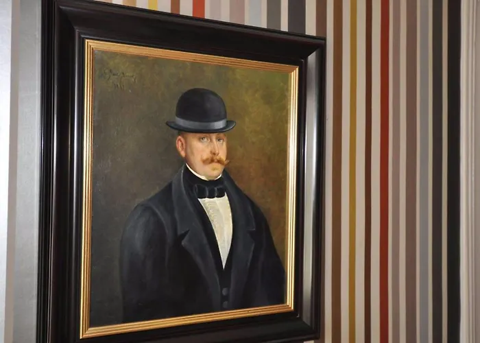 Manoir Des Lions De Отель типа 