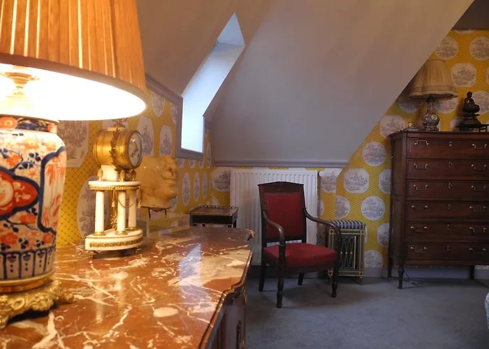 Bed & Breakfast Manoir Des Lions De 3*