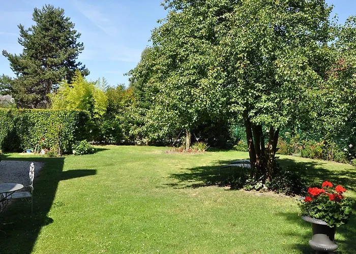 Bed & Breakfast Manoir Des Lions De Tourgeville